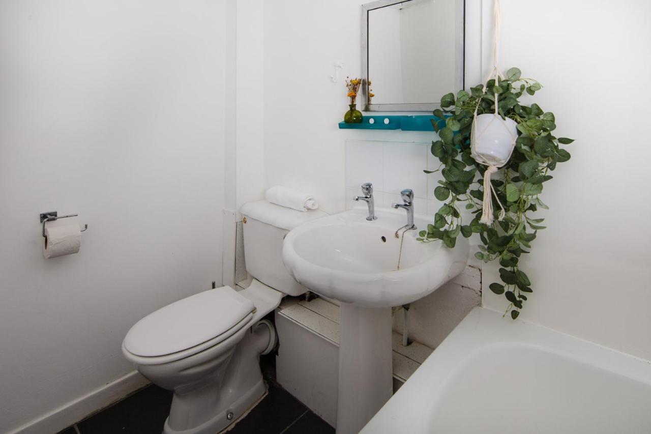 Fab Arthur Seat Views, Old Town Apartment Edinburgh Kültér fotó